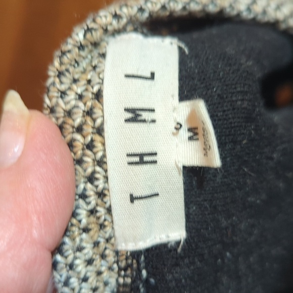 THML Tweed Nubby Knit Black/ Cream  Boxy Pleated Godet Black Sides Sz M - Picture 6 of 8